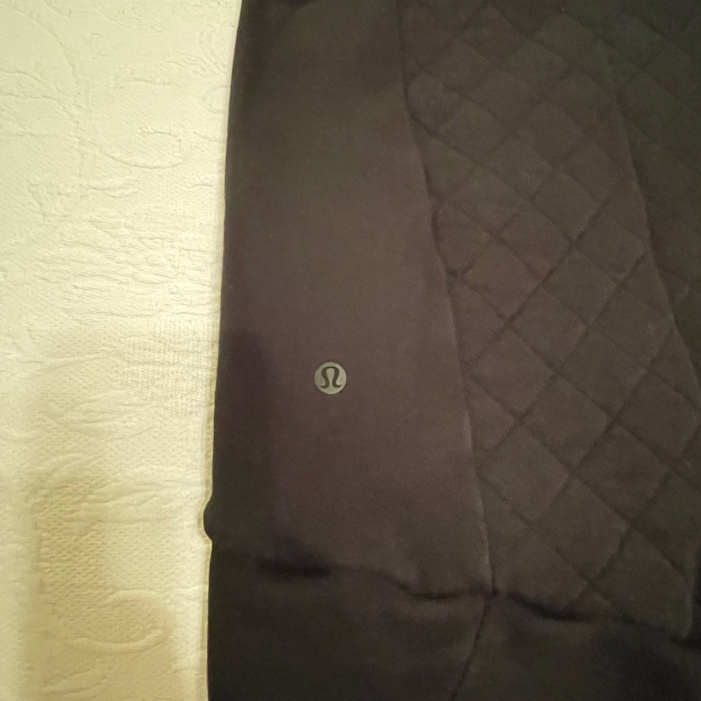 Lululemon Jacket - Picture 5 of 5